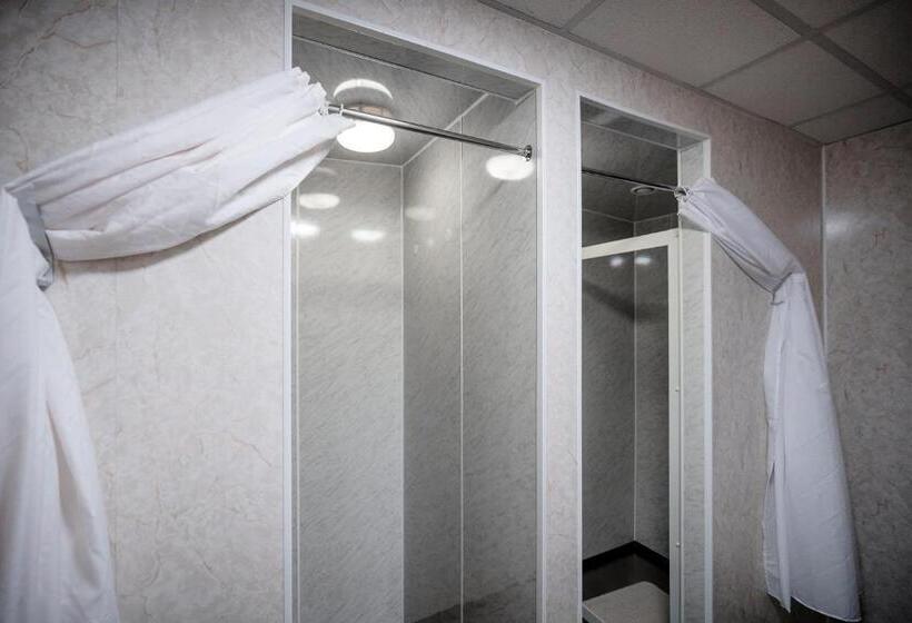 Perhehuone, Inverness Youth Hostel