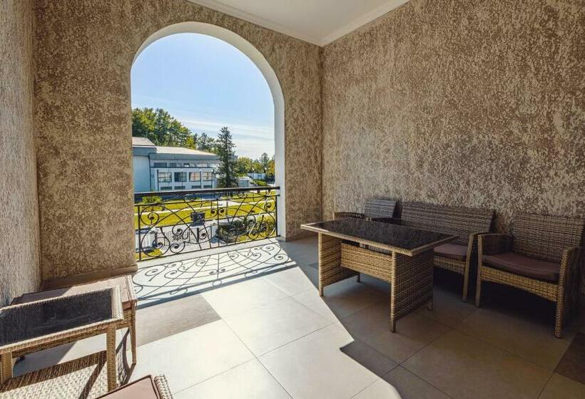 اتاق خانوادگی, Park Hotel Tskaltubo Balneo Resort