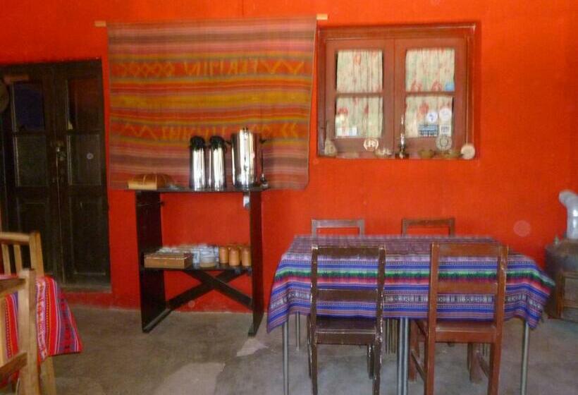 מיטה בחדר משותף, Casa Colores