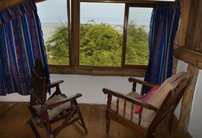 اتاق خانوادگی با چشمانداز دریا, Hostal Monte Libano