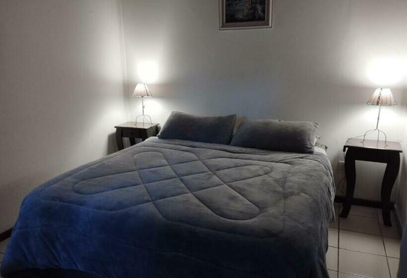 اتاق استاندارد, Los Tangueros