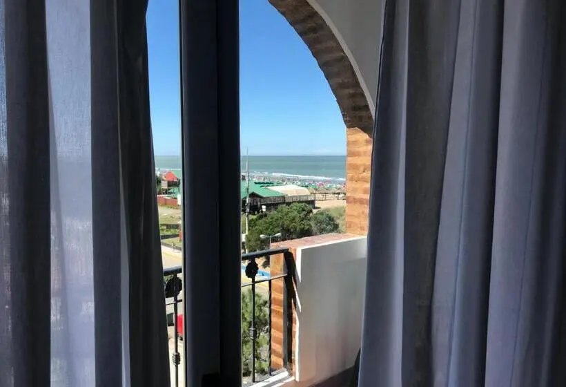サイドシービュースイート, Costanera Mar Hotel & Suites