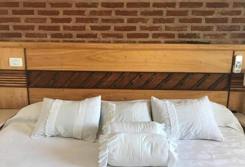 Люкс Deluxe Вид на Море, Costanera Mar Hotel & Suites