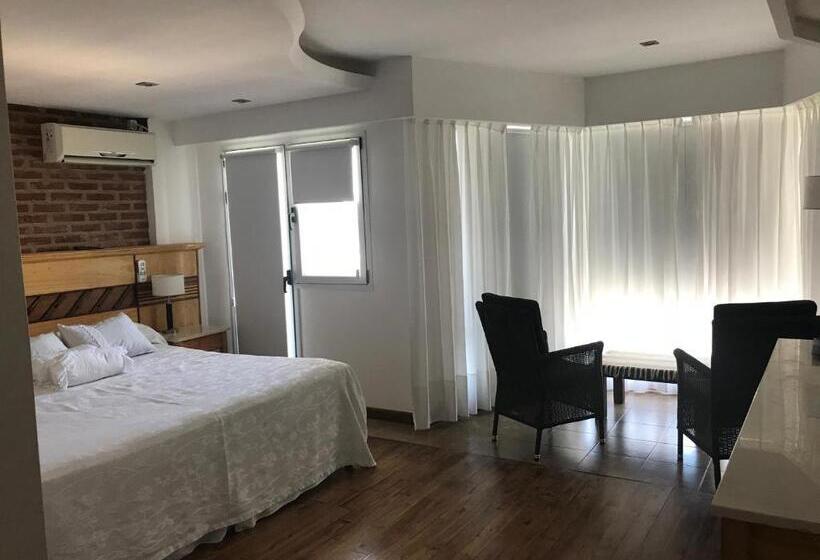 Люкс Deluxe Вид на Море, Costanera Mar Hotel & Suites