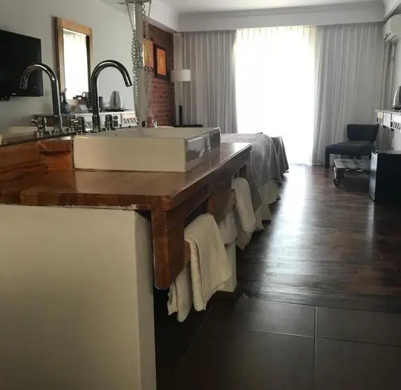 クラシックスイート, Costanera Mar Hotel & Suites