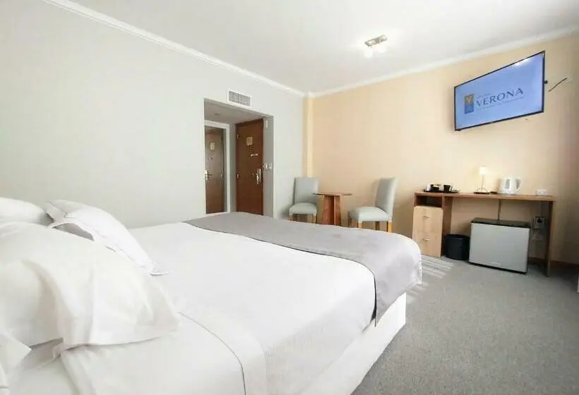 Superior-huone, Gran Hotel Verona