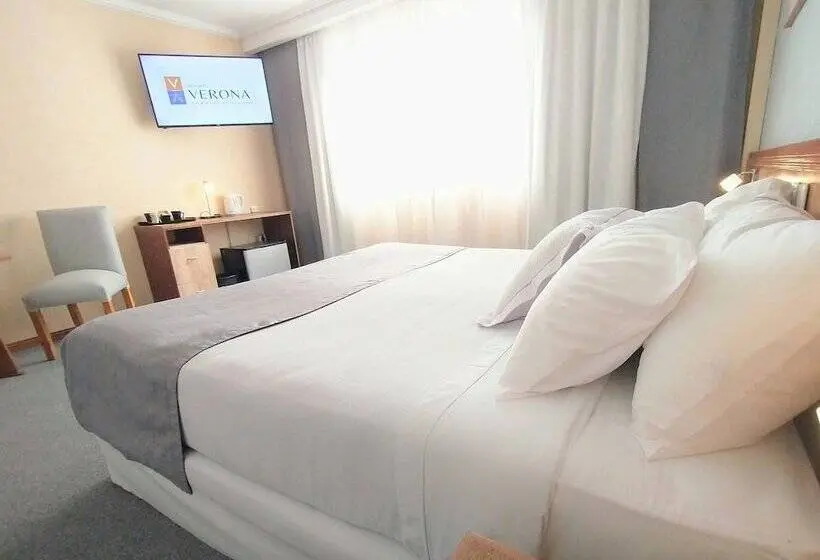 Superior-huone, Gran Hotel Verona