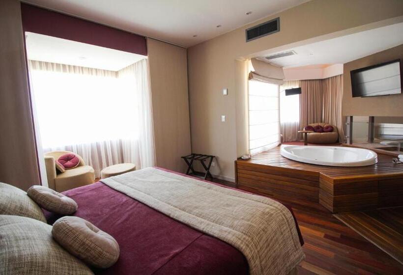 Deluxe Suite, Antu Malal