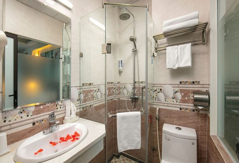 Quarto deluxe, Nhan Hoa