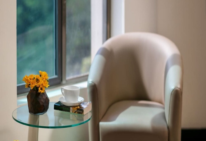 Quarto deluxe, Nhan Hoa