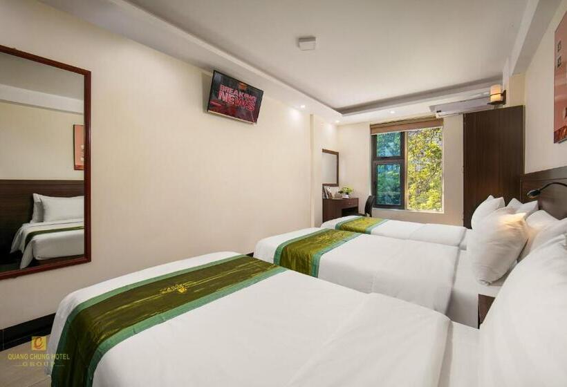 Quarto Triplo Standard com Vista, Nhan Hoa