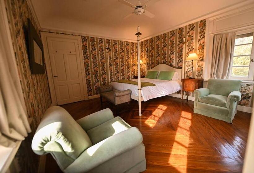 Люкс, Estancia Villa Maria