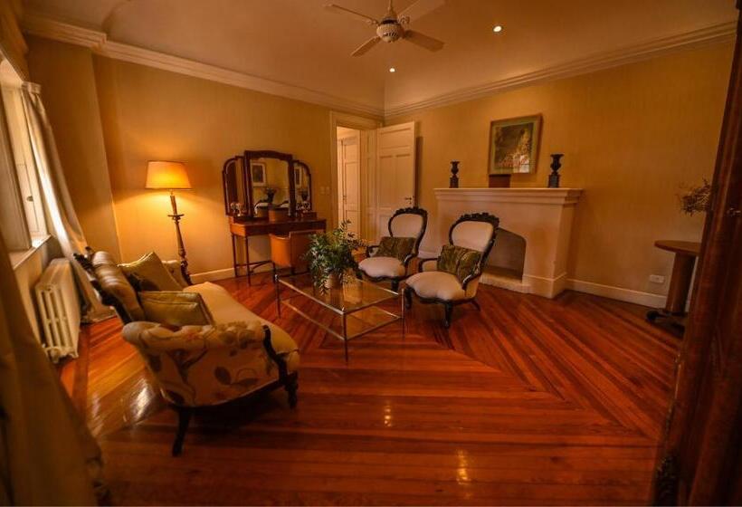 Студия Стандарт, Estancia Villa Maria