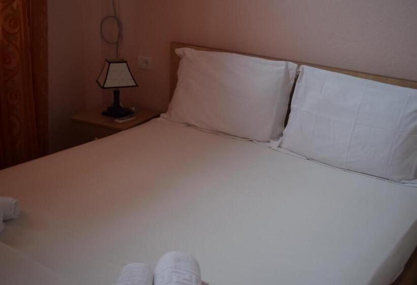 آپارتمان 1 خوابه با بالکن و چشم‌انداز دریا, Kolagji