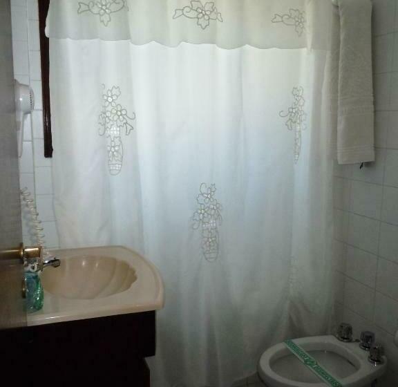 スタンダードトリプルルーム, Las Araucarias