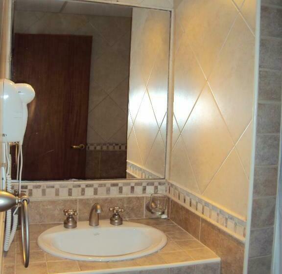 スタンダードトリプルルーム, Peninsula De Los Coihues