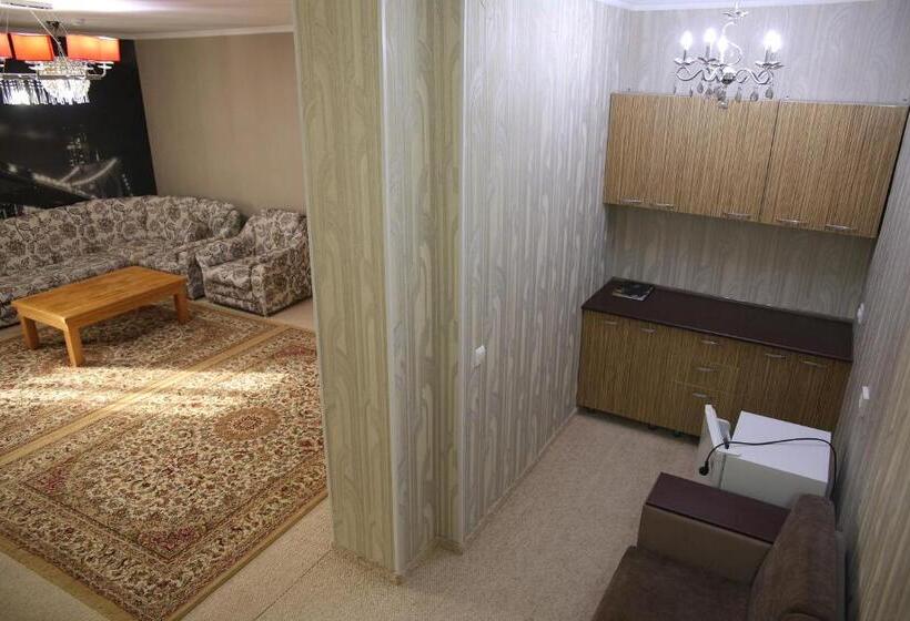 سوییت, Sweet Home