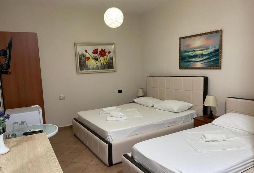 اتاق استاندارد سه نفره, Veizi