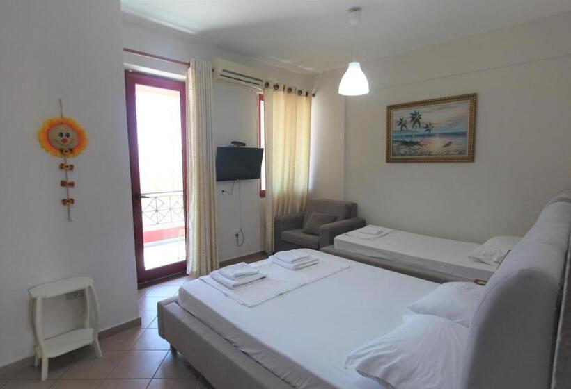 Triple Room Sea View, Veizi