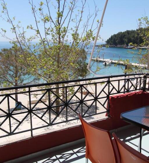 Triple Room Sea View, Veizi
