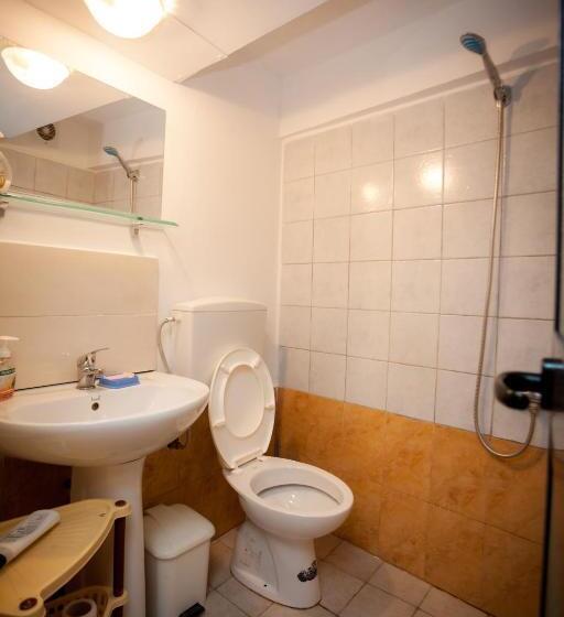 공동 객실, The Wanderers Hostel