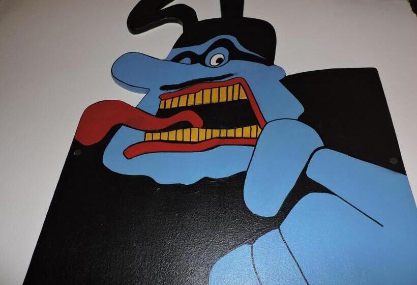 Пятиместный Стандартный Номер, Carrusel Art Hostel