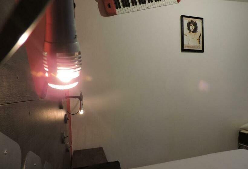 Номер Стандарт, Carrusel Art Hostel