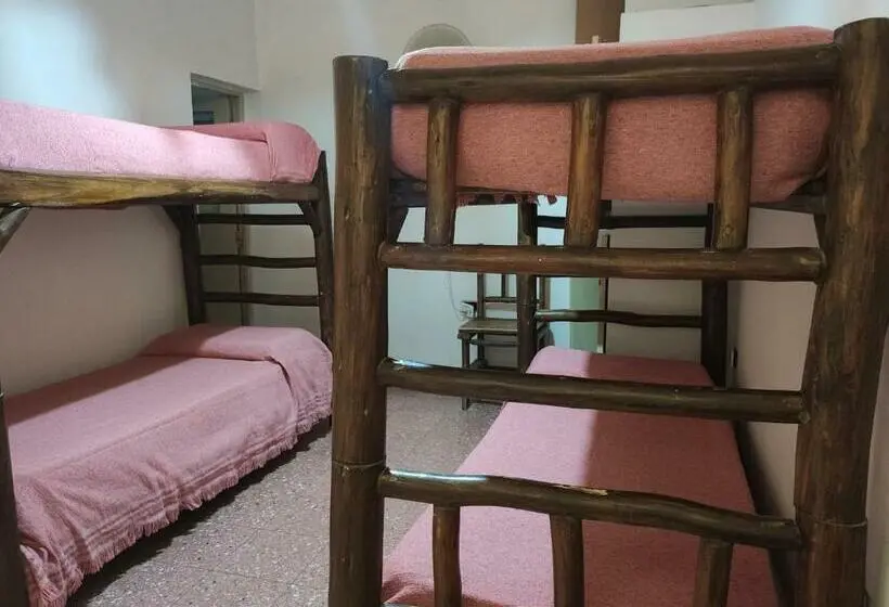اتاق استاندارد چهار تخته, Club Hostel Jujuy