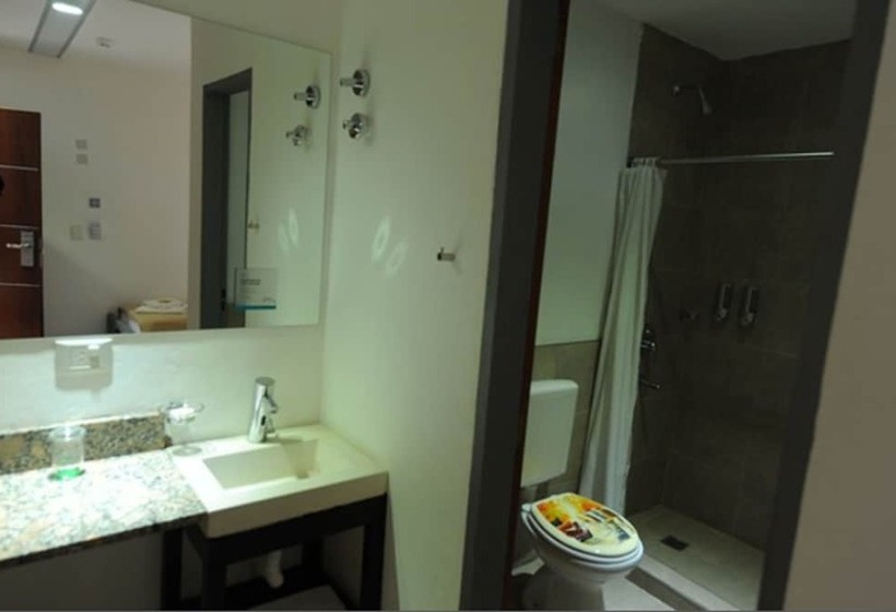 Vuode Makuusalissa, Hostel Unico