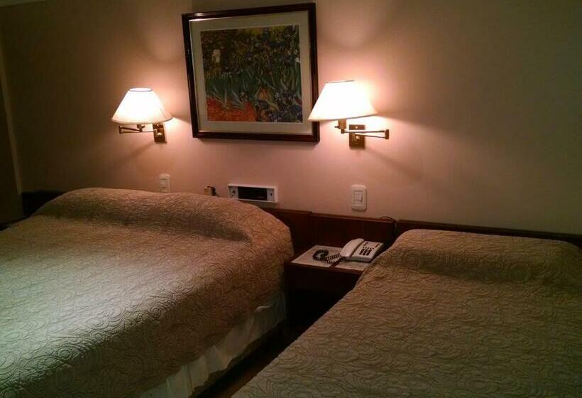 スタンダードトリプルルーム, Aiello