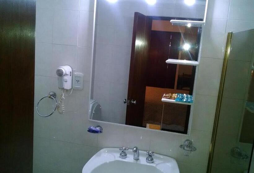 スタンダード5人部屋, Aiello