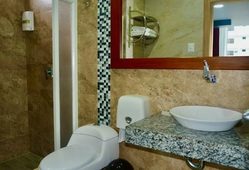 اتاق لوکس, Casablanca Salinas