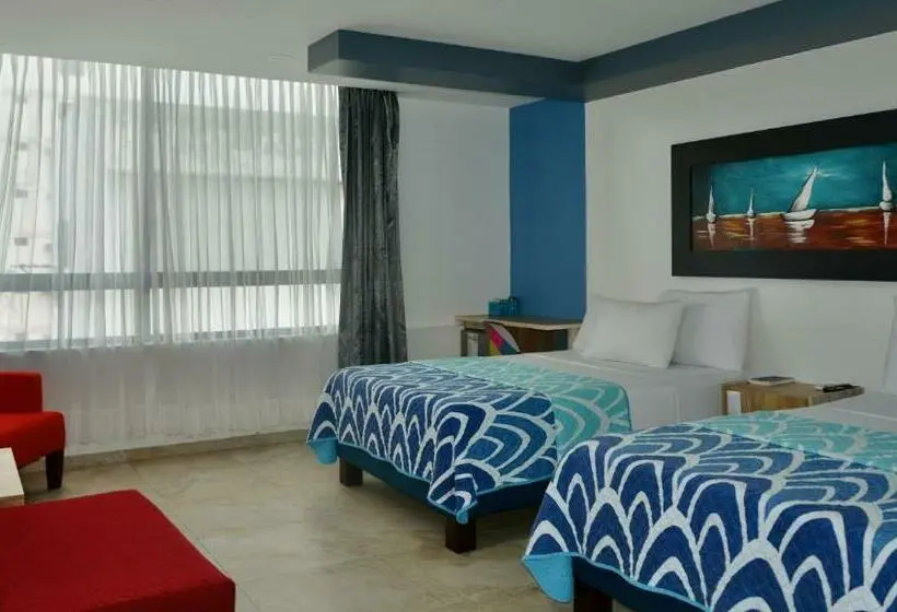 اتاق لوکس, Casablanca Salinas