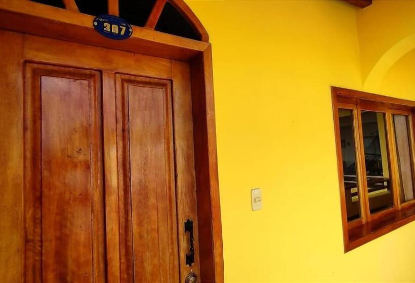 Klassiskt Rum, Cielo Azul