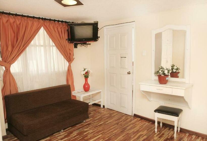 اتاق استاندارد سه نفره, Europa