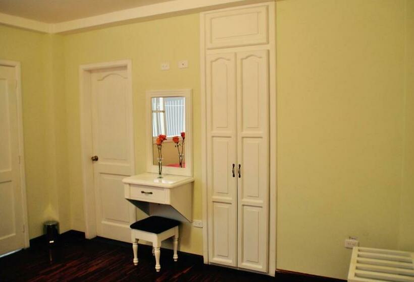 اتاق استاندارد, Europa