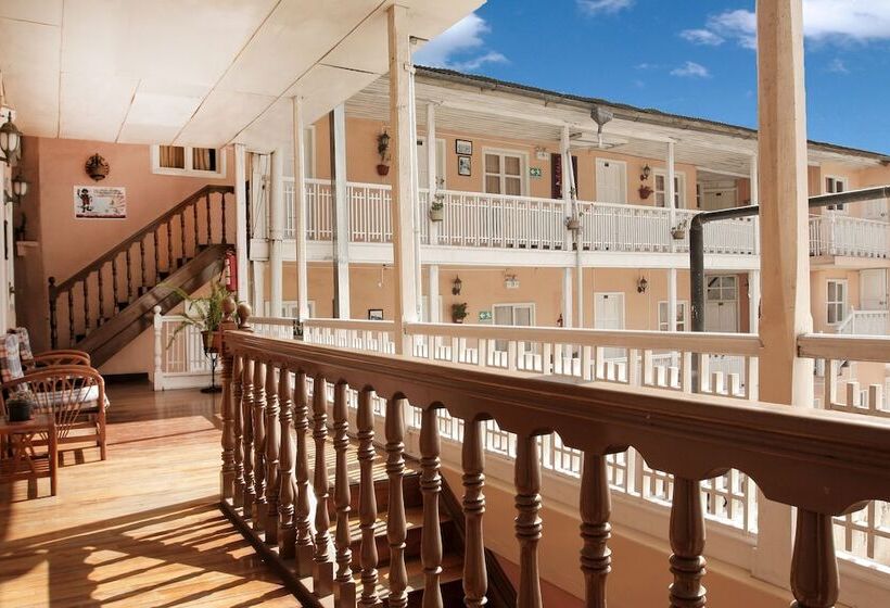 اتاق استاندارد سه نفره, Europa