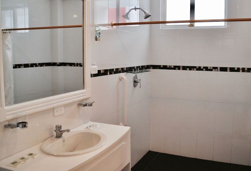 اتاق سوپریور سه تخته, Europa