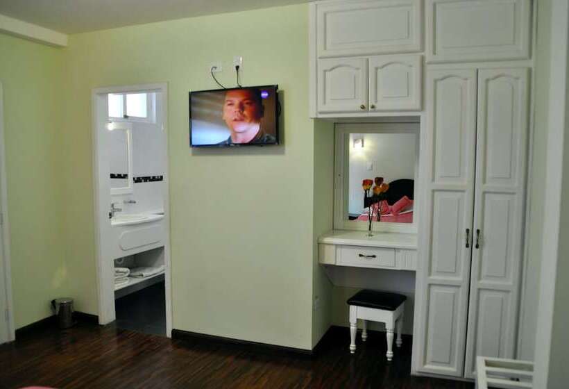 اتاق استاندارد یک نفره, Europa