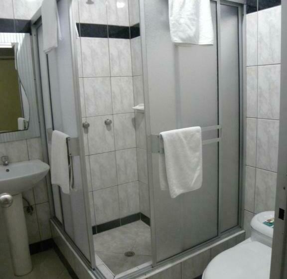 חדר סטנדרט, Gh Sander