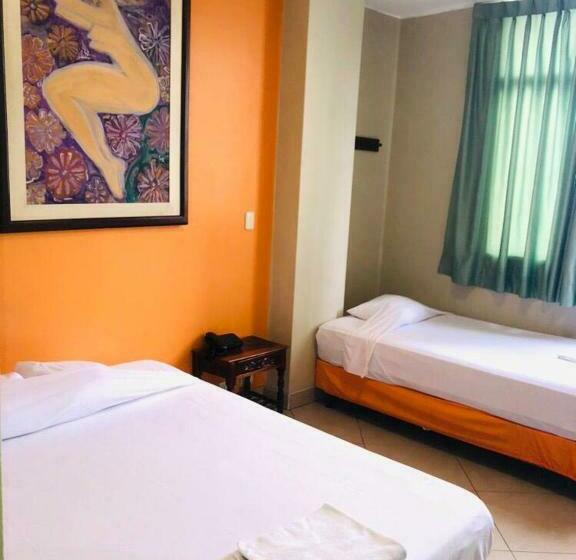 חדר סטנדרט, Gh Sander