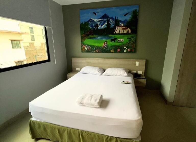 חדר סטנדרט, Gh Sander