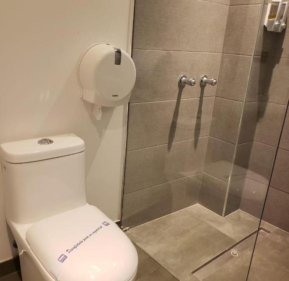 חדר סטנדרט, Gh Sander