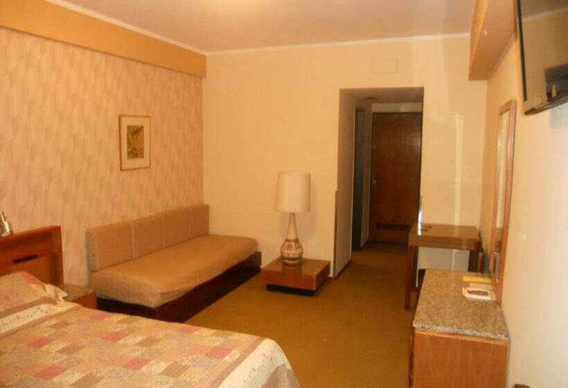 스탠다드 트리플 룸, Hostal Santa Fe De La Veracruz