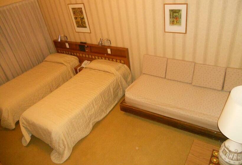 اتاق استاندارد سه نفره, Hostal Santa Fe De La Veracruz