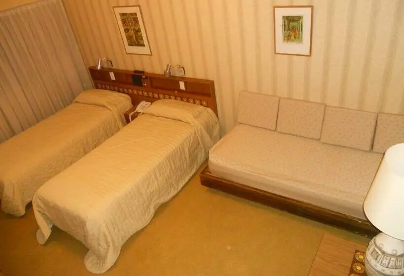 اتاق استاندارد سه نفره, Hostal Santa Fe De La Veracruz
