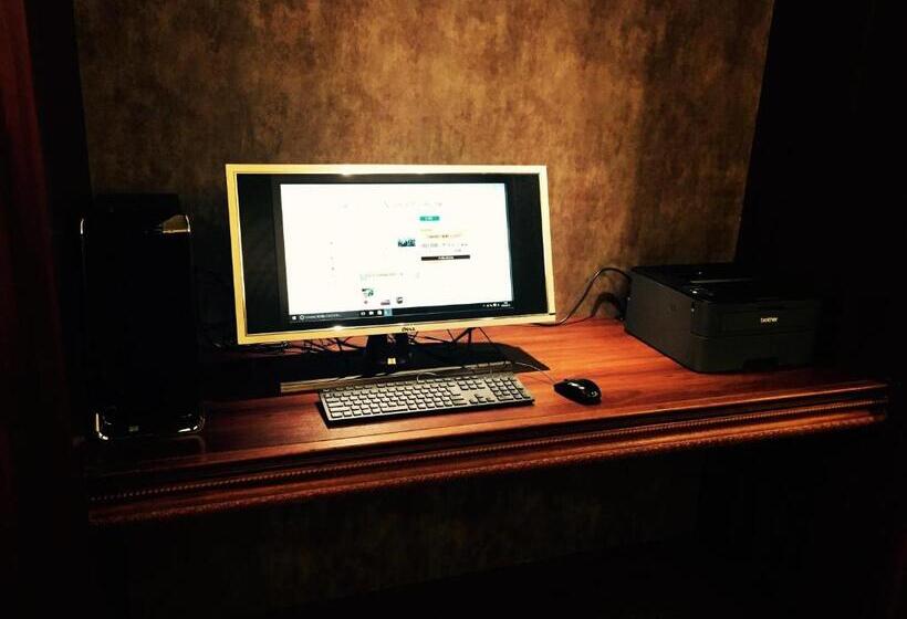 חדר דחוקס עם מיטת קינג, Kushiro Century Castle