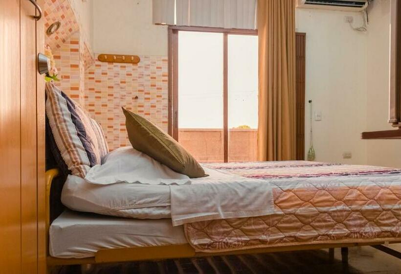 اتاق استاندارد, Livingston Inn