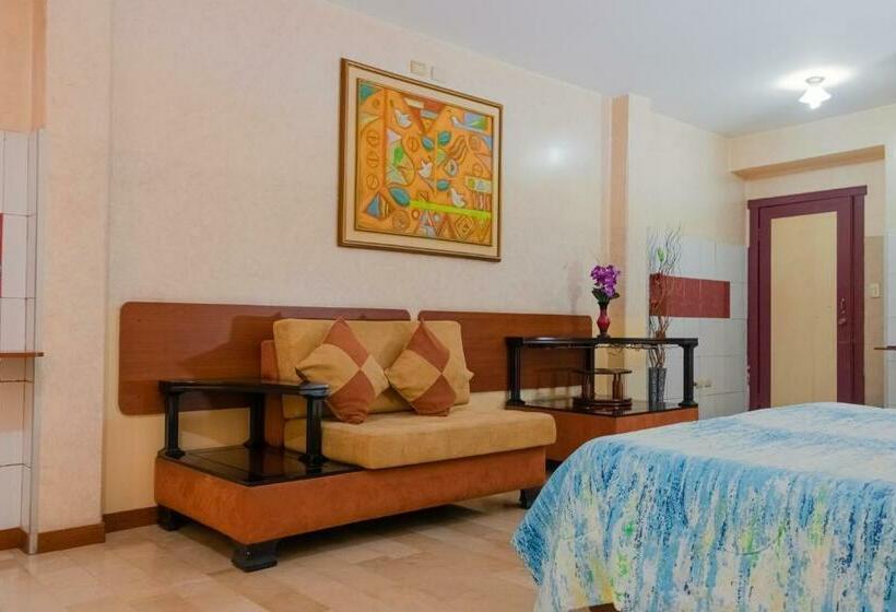 اتاق استاندارد, Livingston Inn