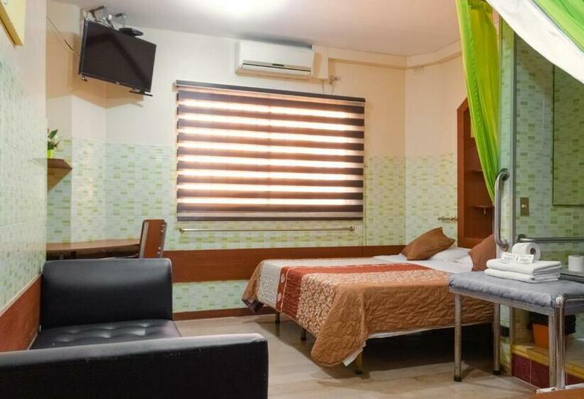 اتاق استاندارد, Livingston Inn